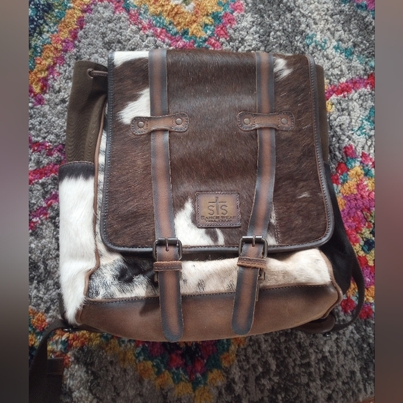 STS Ranchwear Cowhide Knapsack - Picture 1 of 12